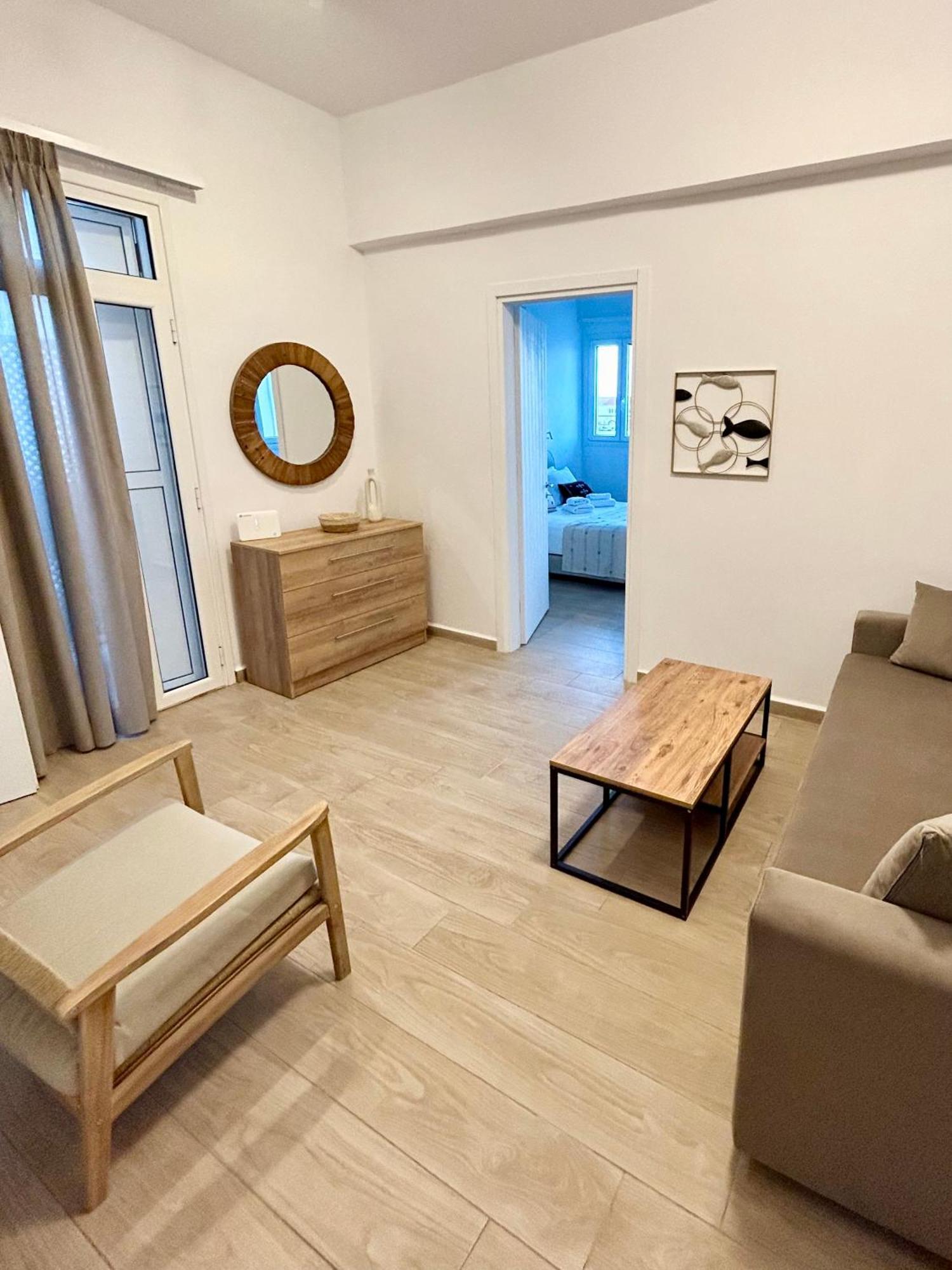 ארמופוליס Emilia Suites מראה חיצוני תמונה