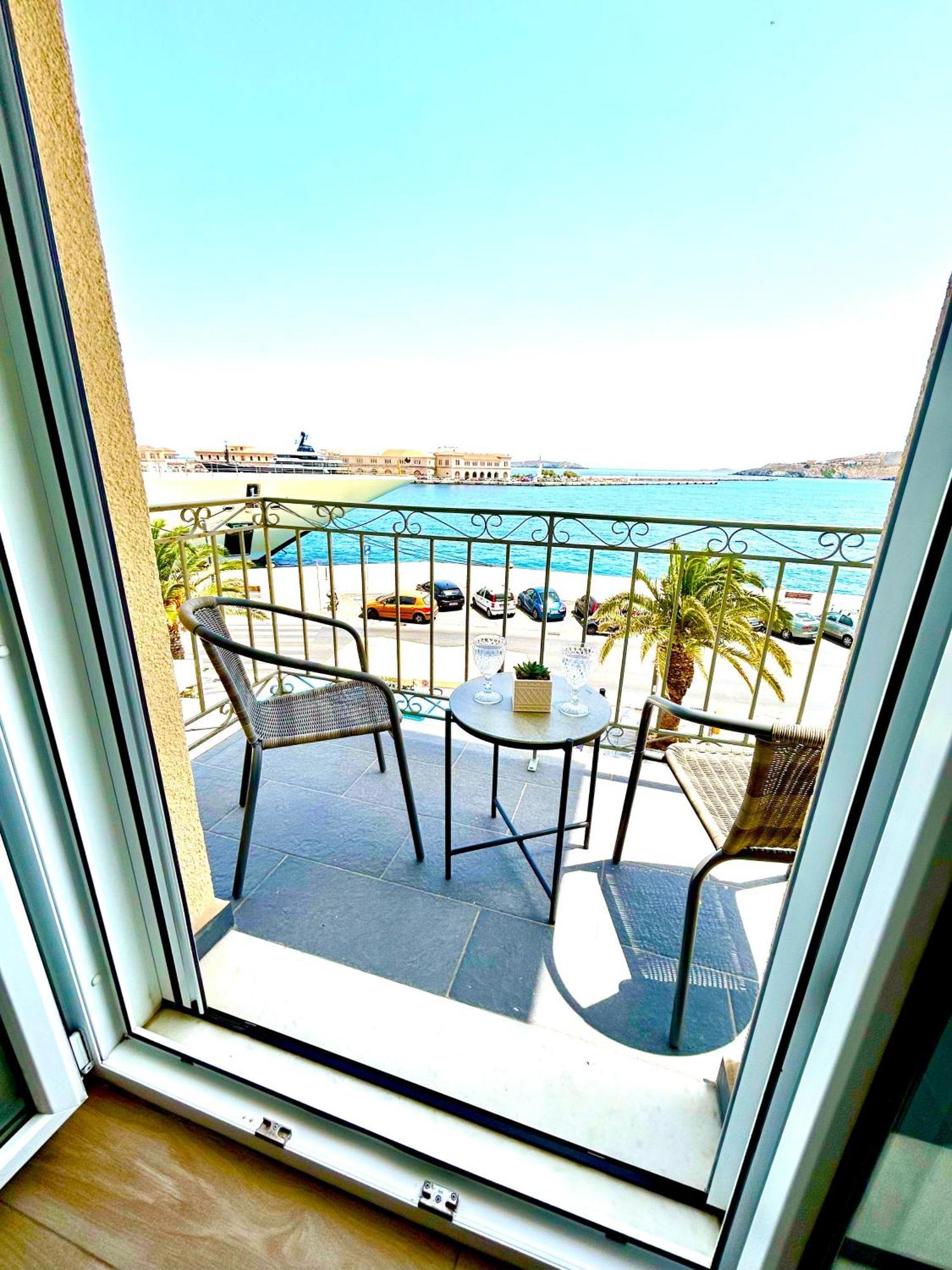 ארמופוליס Emilia Suites מראה חיצוני תמונה